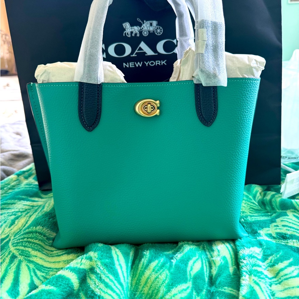 Coach Willow Bucket NWT